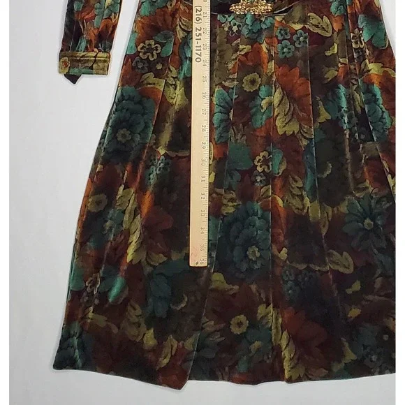 Vintage Floral Velvet Midi Dress 8 Long Sleeve Pleated Gold Buckle Lined70s - Picture 7 of 12